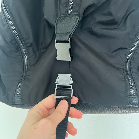 Fabletics Row black backpack - Picture 3 of 9